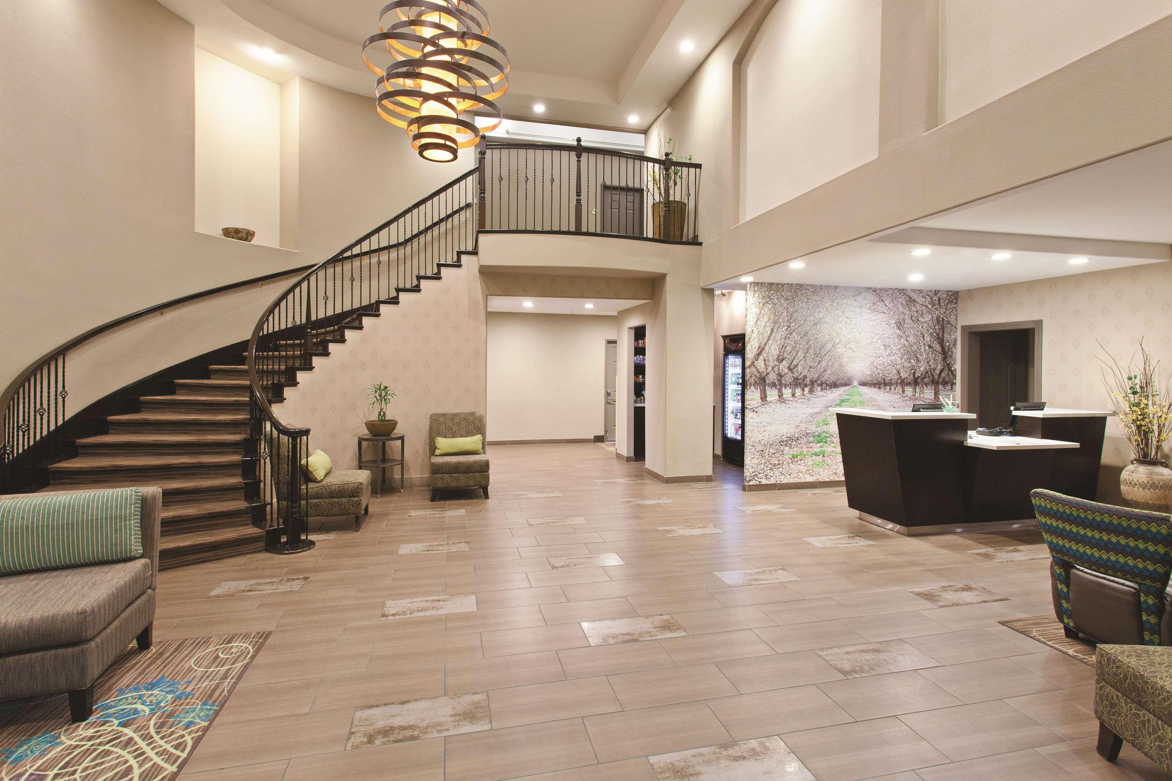 La Quinta By Wyndham Los Banos Exterior photo
