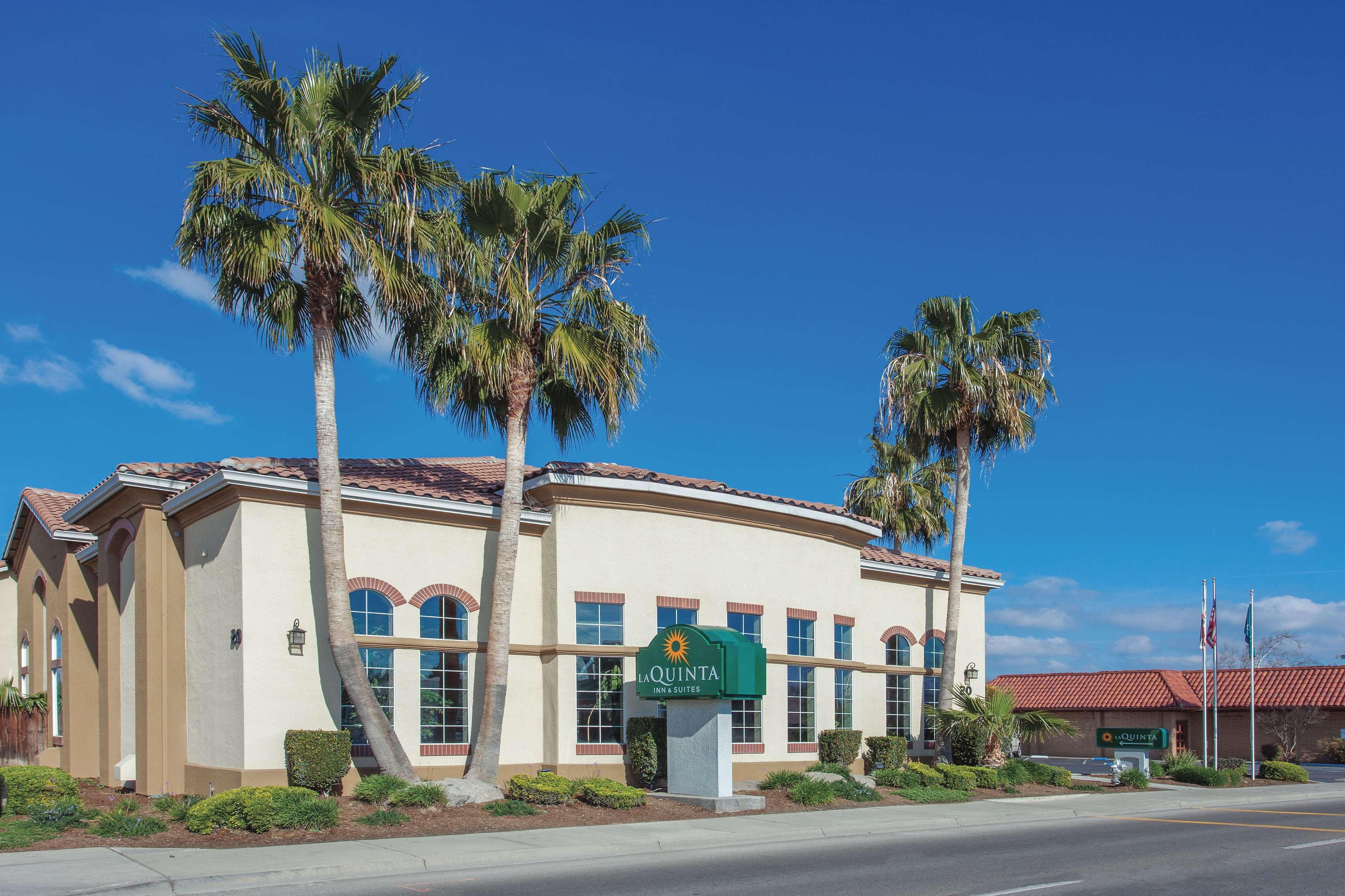 La Quinta By Wyndham Los Banos Exterior photo